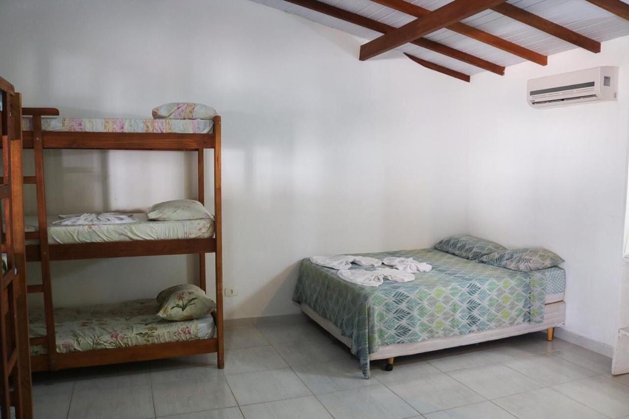 Chales E Suites Porto Seguro ماريسياز الغرفة الصورة